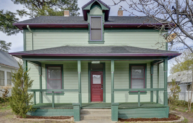 RR262 - 114 N. Willow Street