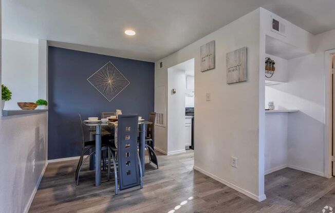 Mandalay Palms Bayside