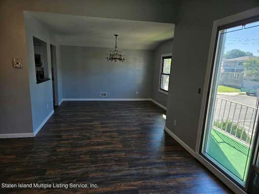 3 beds, 2 baths, 2,751 sqft, $3,200