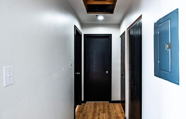 1 bed, 1 bath, $1,300, Unit Apartment 104