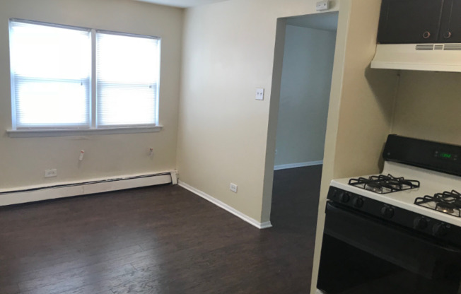 6435 6437 S EVANS AVE