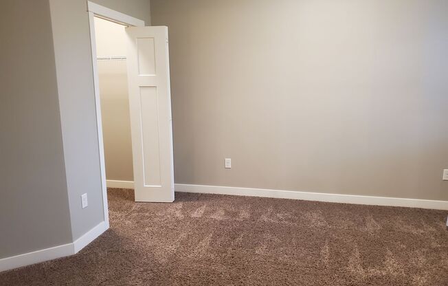 1 bed, 1 bath, $1,125, Unit 122