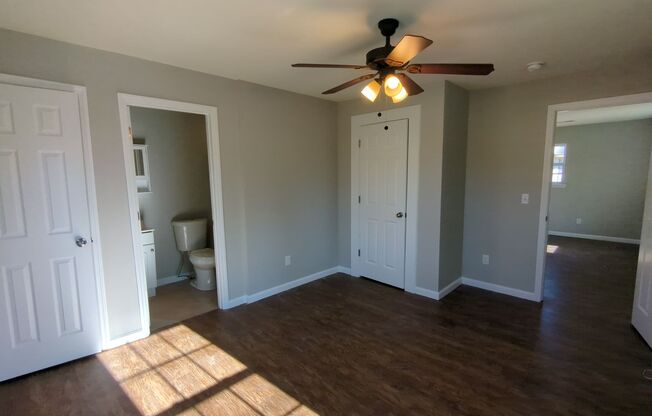 3 beds, 2 baths, $1,500