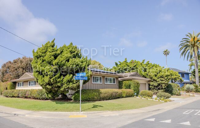 Charming Mid-Century Home | 4BR, 3BA | 2,424 Sq Ft | 8,400 Sq Ft Lot | Prime La Jolla Location