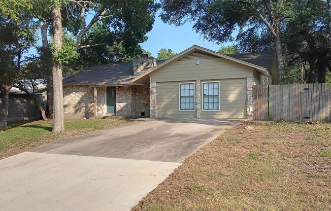 Spacious 3BD/2BA one story Home for lease in Austin