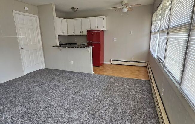 Spacious One Bedroom Unit in Norfolk Ocean View *!New Price!*