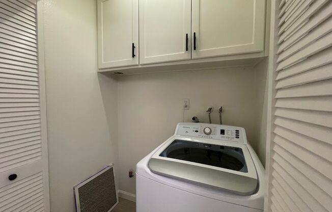 2 beds, 2 baths, $2,999, Unit UNIT 204