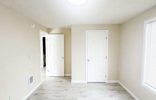 2 beds, 1 bath, 788 sqft, $1,300, Unit 1899F