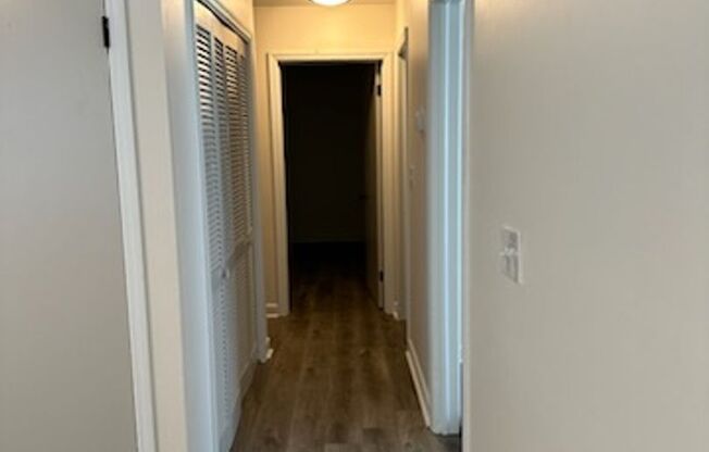 2 beds, 1 bath, $1,450