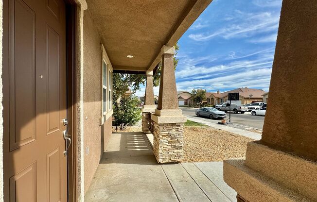 Spacious 4-Bedroom Home Available in Hesperia!