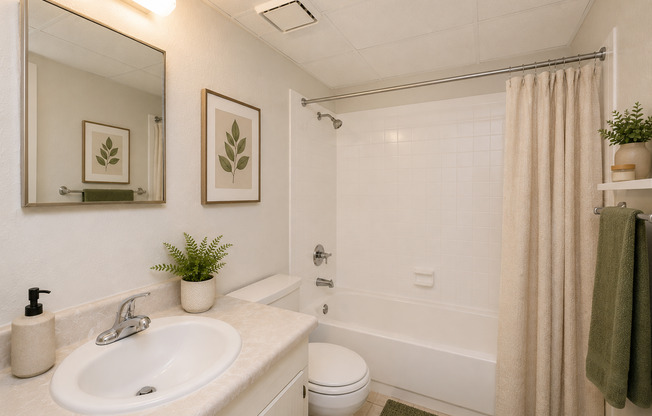 2 beds, 2 baths, 830 sqft, $1,449, Unit 01 - C07