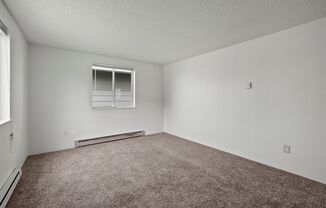 2 beds, 1 bath, $1,095, Unit 2522