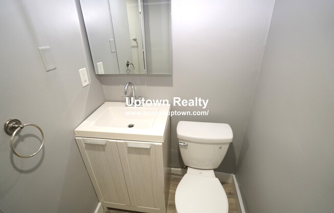 1140 COMMONWEALTH AVE