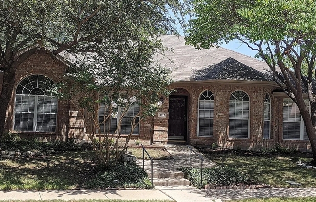 3117 CACTUS DR