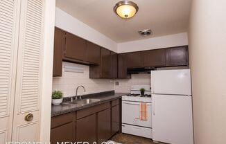 421-31 W. Barry