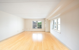 2 beds, 1 bath, 854 sqft, $3,600, Unit 4-G