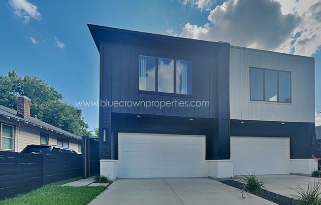 807 S GLASGOW DR