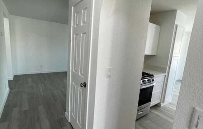 2 beds, 2 baths, $1,375, Unit UNIT 1083