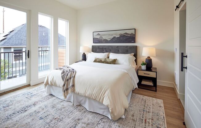 303 - 140 Sacramento Townhomes