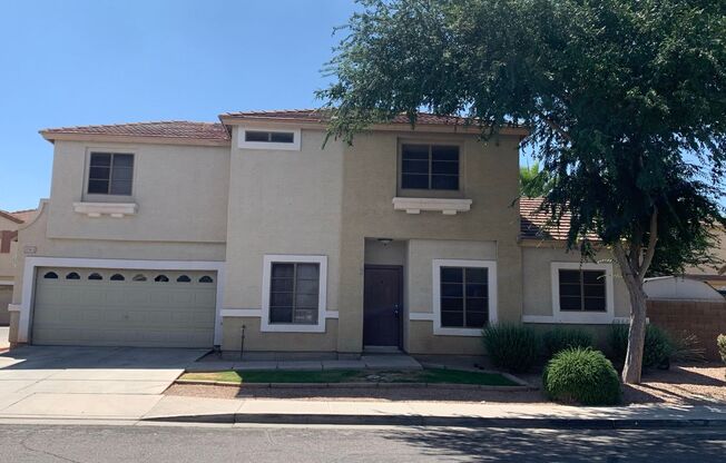 Wonderful 3 bedroom 2.5 bath home located in the golf course community of Western Skies