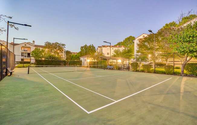 Tennis court at Mission Pointe by Windsor