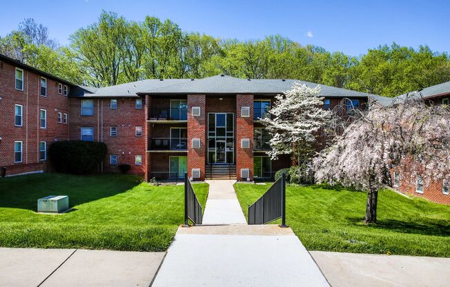 Briarcliff Apartments: Spacious Luxury Living in Central Baltimore County