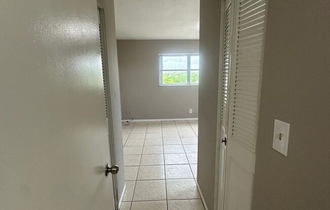 1 bed, 1 bath, $1,900, Unit # 403