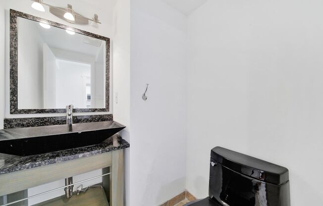Early Summer Special by the Water, Beautiful Five Bed Three and Half Bath Townhome in The Bluffs at River Hills!