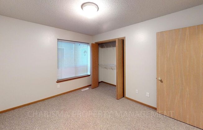 2 beds, 1 bath, 1,049 sqft, $1,049, Unit 7025 W 56th Street #1