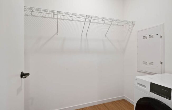 Studio, 1 bath, 400 sqft, $1,195, Unit 516