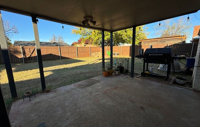 3 beds, 2 baths, $1,700