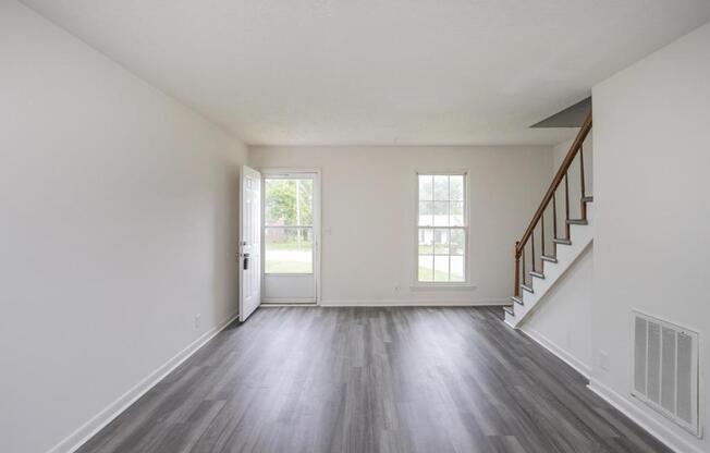 1517 MDW BND DR