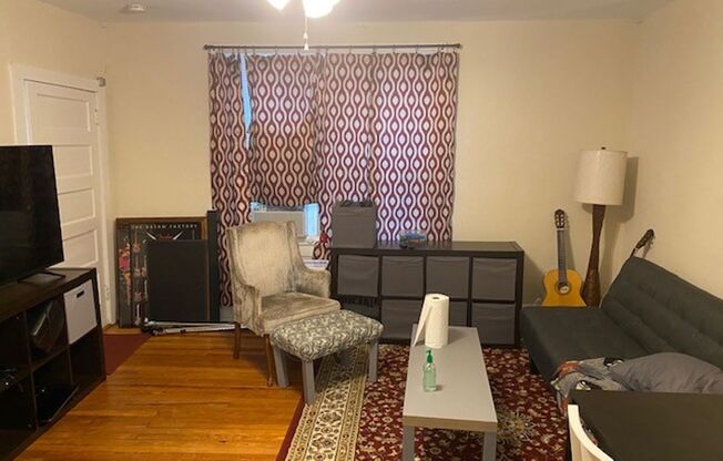 1 bed, 1 bath, 575 sqft, $1,500, Unit 2