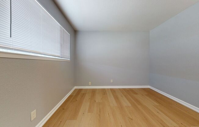 2 beds, 1 bath, 750 sqft, $2,450, Unit 620-6