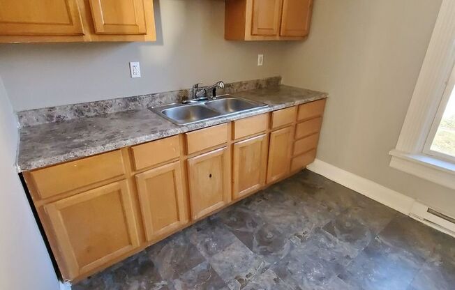 1 bed, 1 bath, 632 sqft, $795, Unit 1