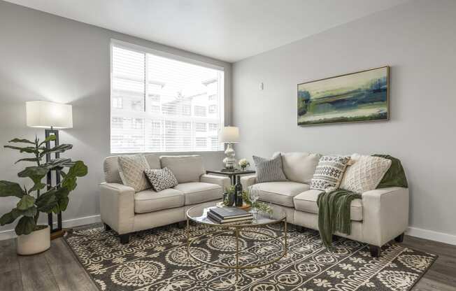 Pacific Ridge Apartments in Tacoma, WA