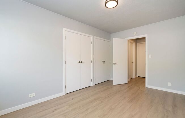 2 beds, 1 bath, 800 sqft, $2,145, Unit 333