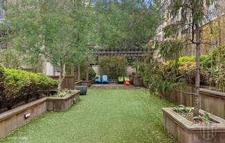 Studio, 1 bath, 384 sqft, $3,300, Unit 1FN
