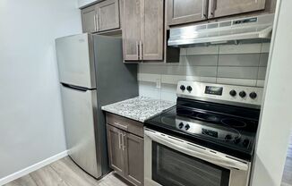 1 bed, 1 bath, 700 sqft, $1,099, Unit 8