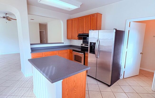 3 beds, 2 baths, $2,000