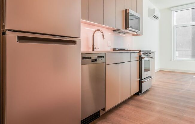 1 bed, 1 bath, 389 sqft, $2,575, Unit 310