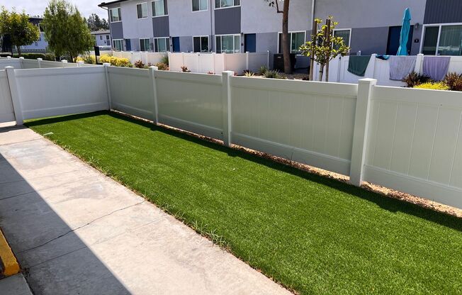 2 beds, 1 bath, 950 sqft, $3,215, Unit 1742-6