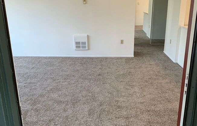 1 bed, 1 bath, 675 sqft, $1,985, Unit 305