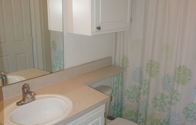 Spacious 2/2 In Visconti at Maitland Corner Unit with views of Lake