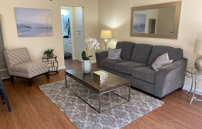 1 bed, 1 bath, $1,750, Unit 219