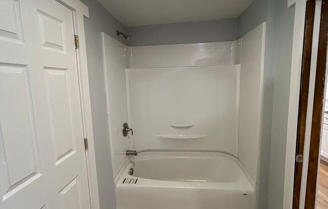 2 beds, 1 bath, $1,545