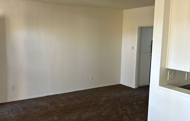 11134 S. New Hampshire Ave.