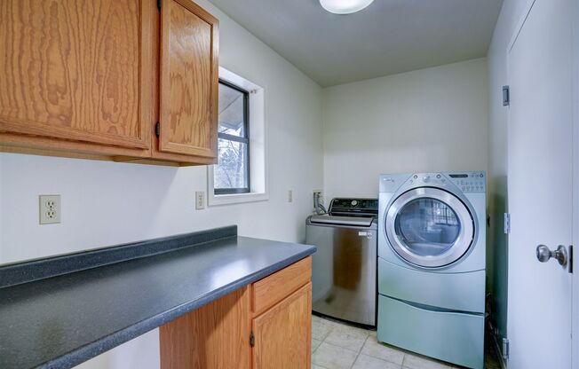 Studio, 1 bath, 500 sqft, $1,100, Unit Unit C