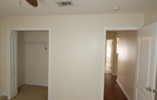 3 beds, 2 baths, $1,600