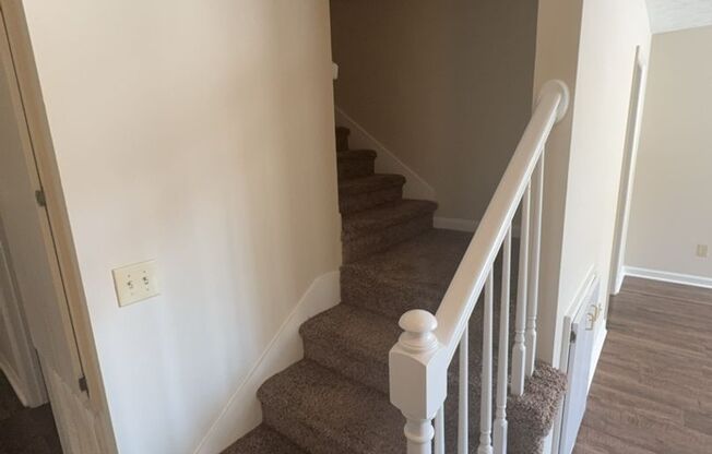 1437 14th Street - 2 Bedroom Condo Convenient to Lakebottom Park